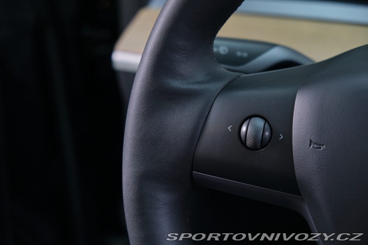 Tesla Model Y DualMotor LongRange 378k 2023