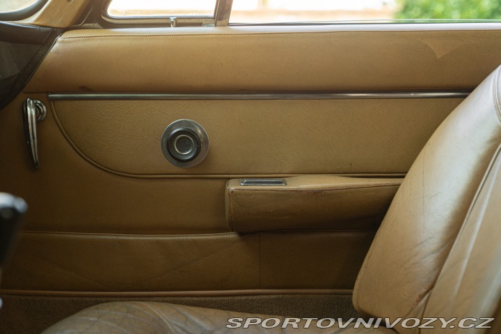 Aston Martin Ostatní modely DB6 SPORTS SALOON 1968