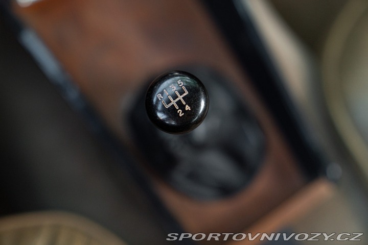 Aston Martin Ostatní modely DB6 SPORTS SALOON 1968