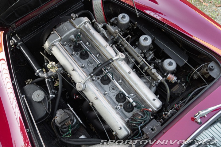 Aston Martin Ostatní modely DB6 SPORTS SALOON 1968