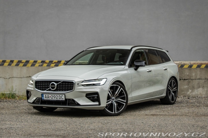 Volvo V60 T6 R-Design AWD A/T, 228