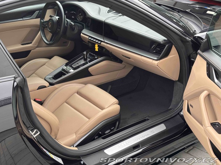 Porsche 911 Carrera S + GTS Optik 2023
