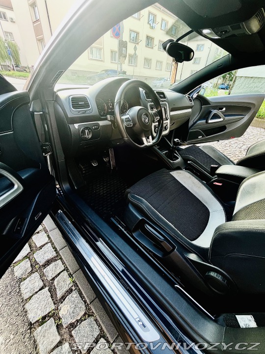 Volkswagen Scirocco R Line 2012