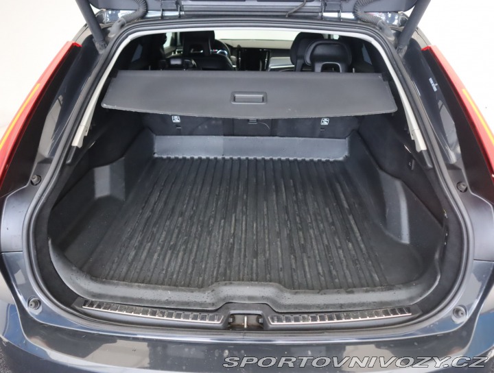 Volvo V90 D5 AWD 2017