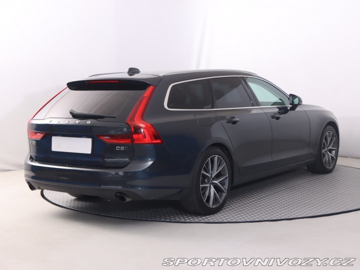 Volvo V90 D5 AWD 2017
