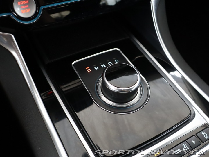 Jaguar XE 20d AWD 2016