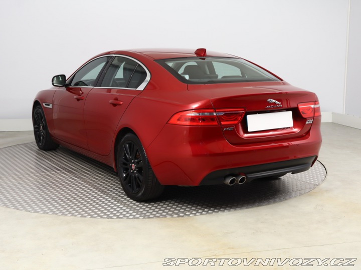 Jaguar XE 20d AWD 2016