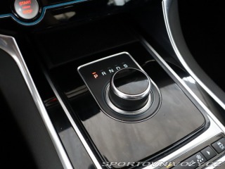 Jaguar XE 20d AWD 2016