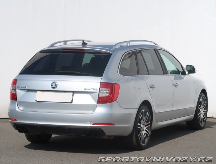 Škoda Superb Elegance 3.6 FSI V6 2014