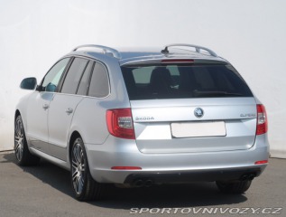 Škoda Superb Elegance 3.6 FSI V6 2014