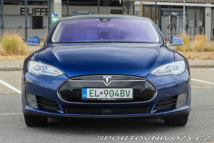 Tesla Model S 70D 4x4, 284kW (2015) / 2015