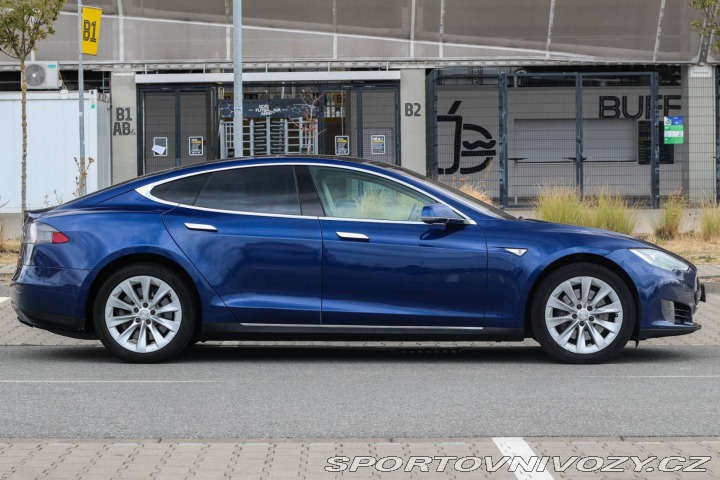 Tesla Model S 70D 4x4, 284kW (2015) / 2015