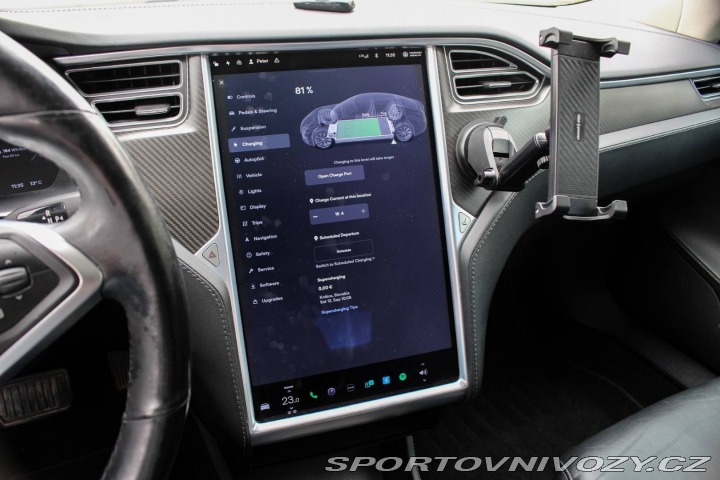 Tesla Model S 70D 4x4, 284kW (2015) / 2015