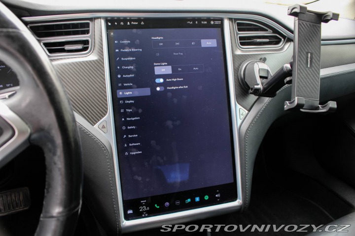 Tesla Model S 70D 4x4, 284kW (2015) / 2015