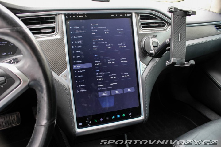 Tesla Model S 70D 4x4, 284kW (2015) / 2015