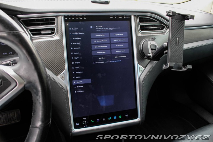 Tesla Model S 70D 4x4, 284kW (2015) / 2015