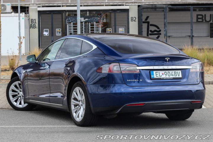 Tesla Model S 70D 4x4, 284kW (2015) / 2015