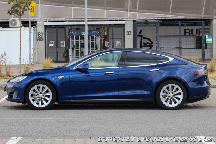 Tesla Model S 70D 4x4, 284kW (2015) / 2015