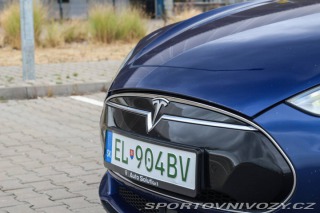 Tesla Model S 70D 4x4, 284kW (2015) / 2015