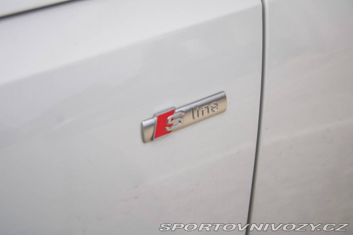 Audi A4 Avant 3.0 TDI mHEV quatt 2021