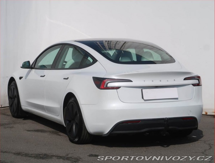 Tesla Model 3 Standard Range 60kWh 2024
