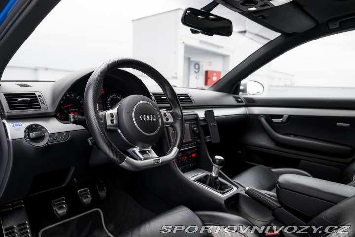 Audi RS4 B7 4.2l V8 420HP quattro 2006