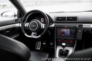 Audi RS4 B7 4.2l V8 420HP quattro 2006