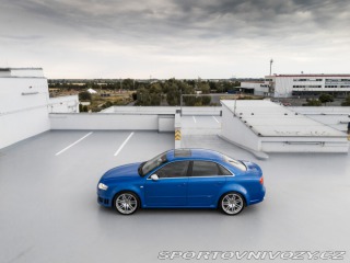 Audi RS4 B7 4.2l V8 420HP quattro 2006