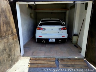 Mitsubishi Lancer EVO 2009