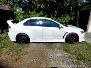 Mitsubishi Lancer EVO 2009
