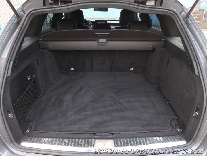 Mercedes-Benz C Avantgarde C 400 4MATIC 2016