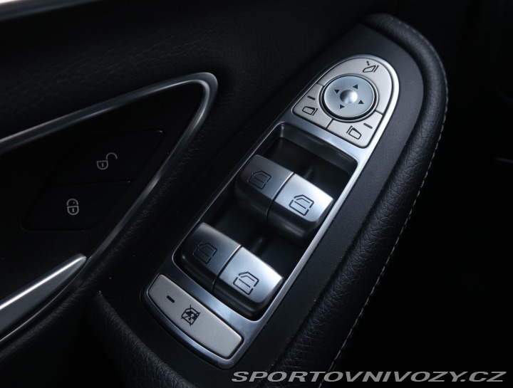 Mercedes-Benz C Avantgarde C 400 4MATIC 2016