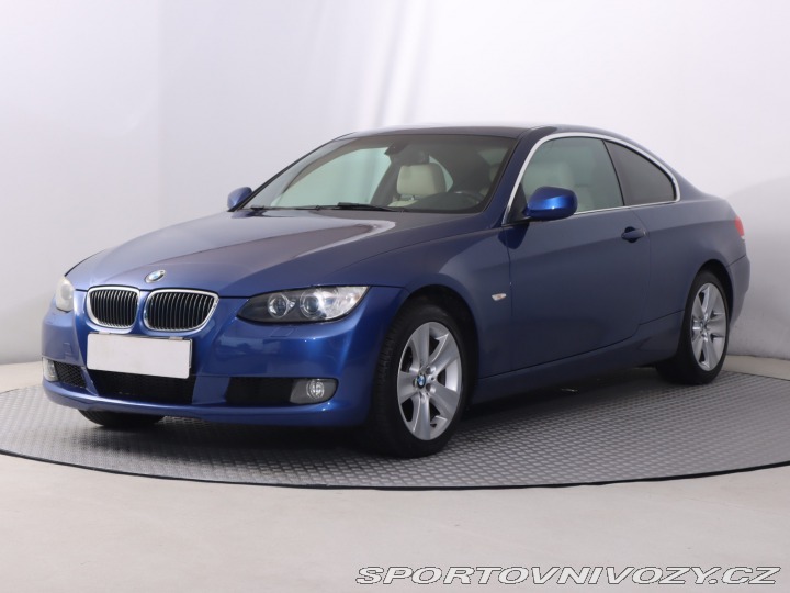 BMW 3 320 d xDrive 2010
