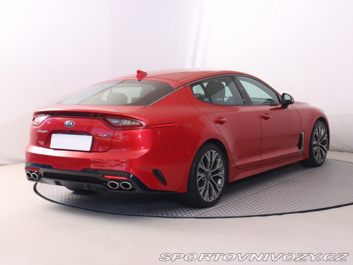 Kia Stinger GT-Line 2.0 T-GDI 2019