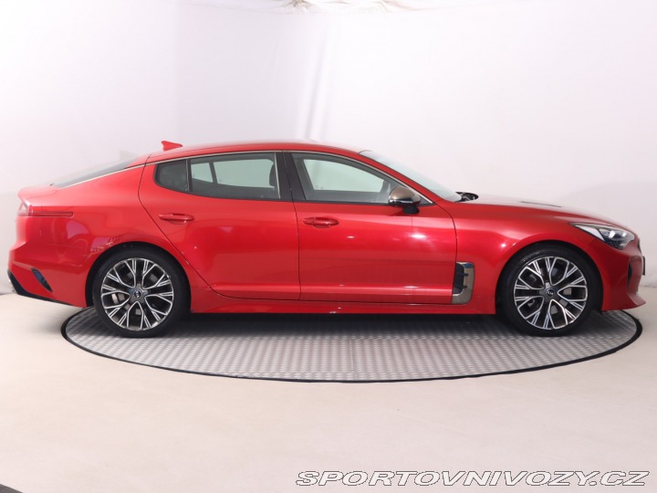 Kia Stinger GT-Line 2.0 T-GDI 2019