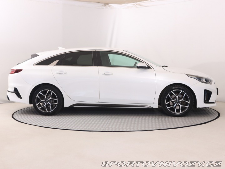 Kia ProCeed 1.5 T-GDI 2021