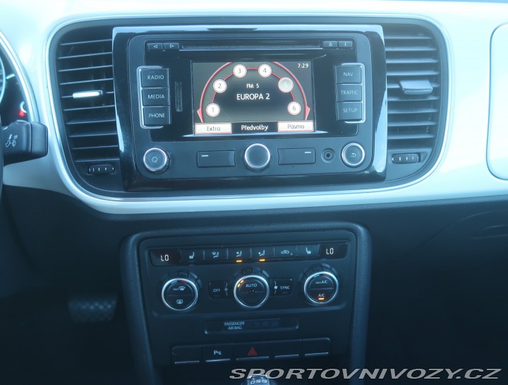 Volkswagen Beetle 1.6 TDI 2013