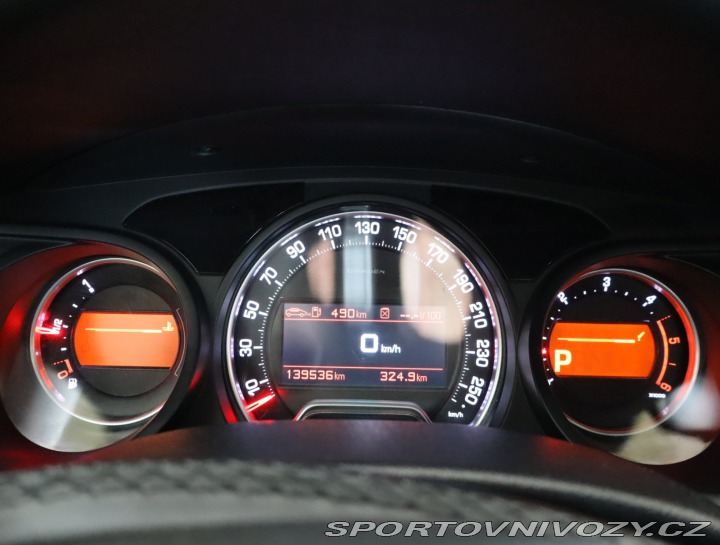 Citroën Ostatní modely C5 2.2 HDI 2012