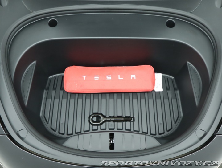 Tesla Model 3 Standard Range LFP 2023