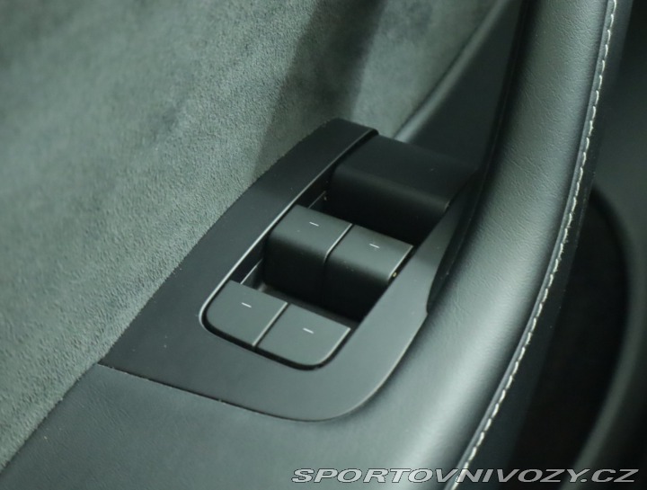 Tesla Model Y Long Range AWD 79kWh 2023