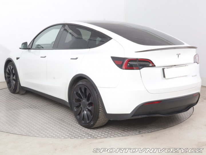 Tesla Model Y . Performance 79kWh 2022