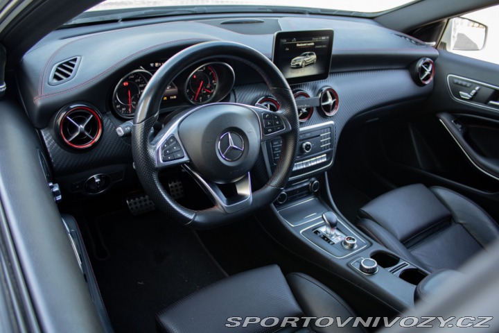 Mercedes-Benz A Mercedes-AMG A45 4Matic 2016