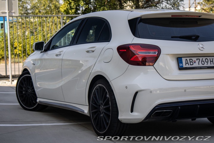 Mercedes-Benz A Mercedes-AMG A45 4Matic 2016