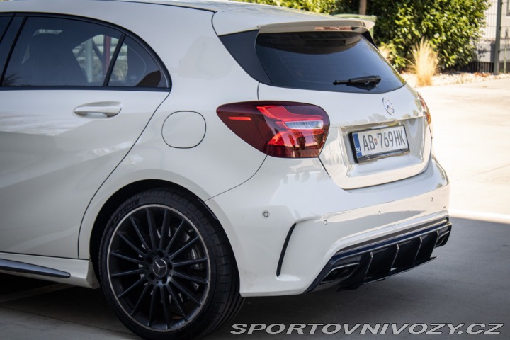 Mercedes-Benz A Mercedes-AMG A45 4Matic 2016