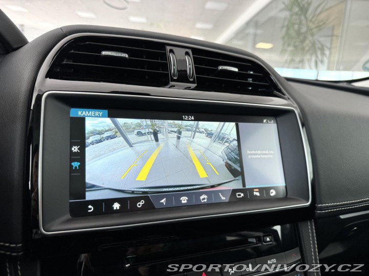 Jaguar F-Pace 30d S*AWD*Max.Výb*Webasto 2017