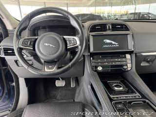 Jaguar F-Pace 30d S*AWD*Max.Výb*Webasto 2017