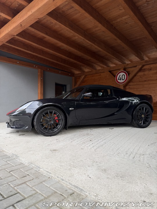 Lotus Elise  2018