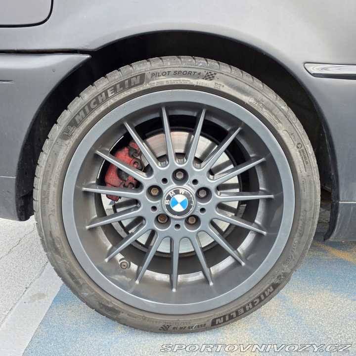 BMW 3 E46 330Ci 2001
