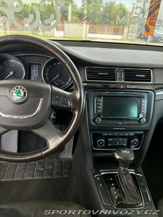 Škoda Superb Superb 2 L&K 3.6i 2012