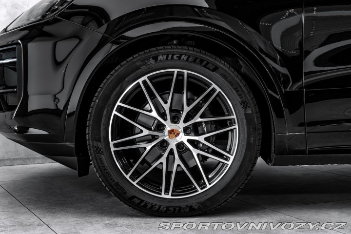 Porsche Cayenne black edition, soft Bose, 2026